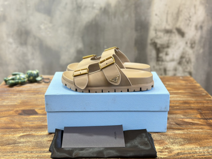PRADA SLIDE