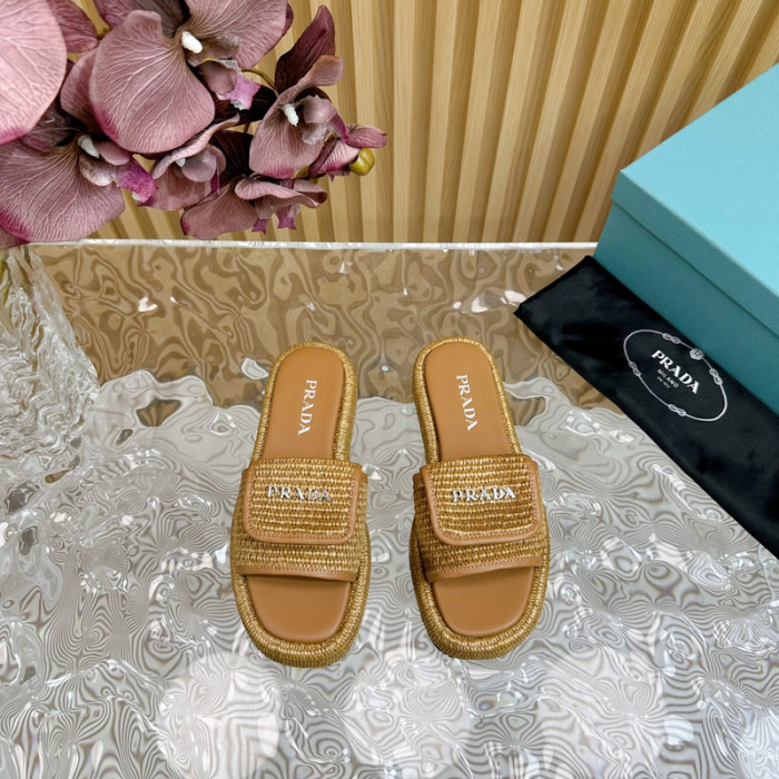 PRADA SLIDE