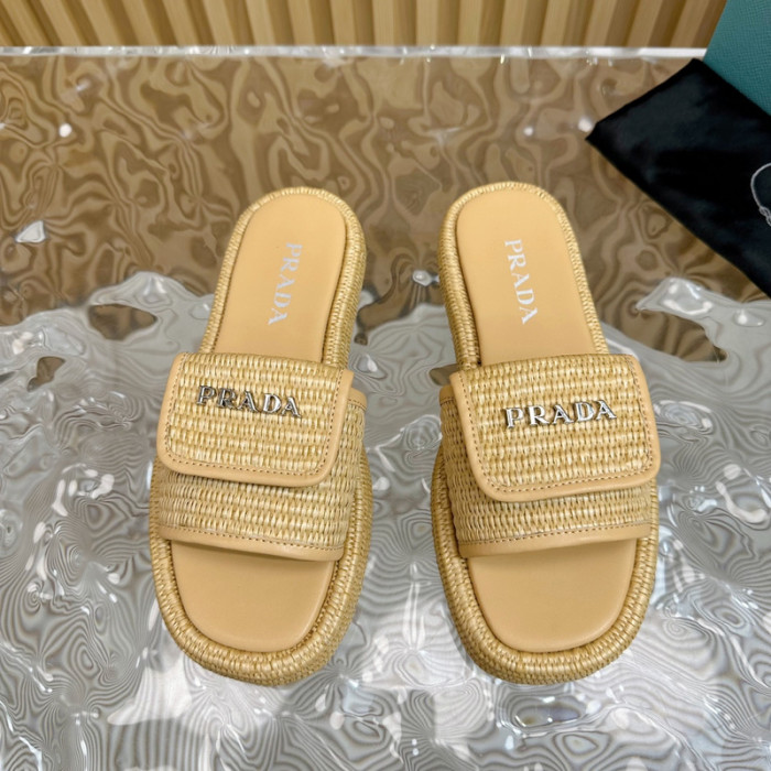 PRADA SLIDE