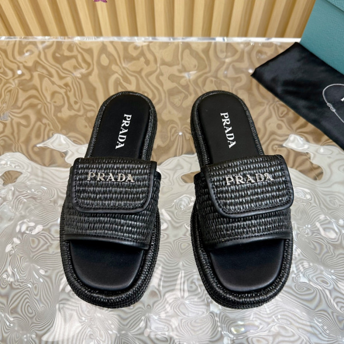 PRADA SLIDE