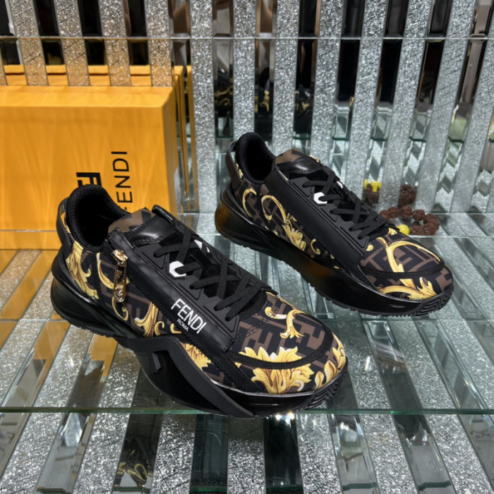 FENDI SNEAKERS