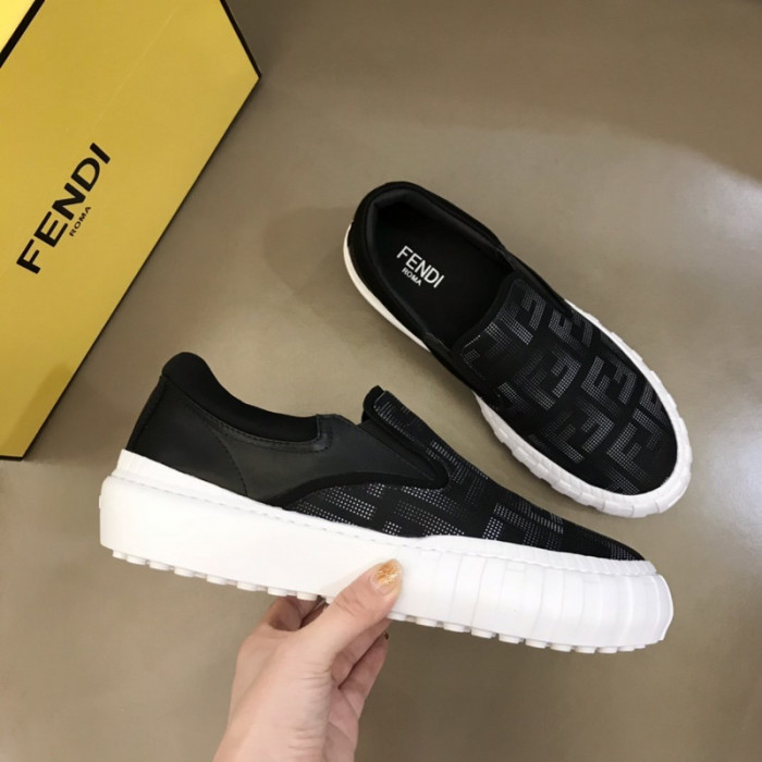 FENDI SNEAKERS