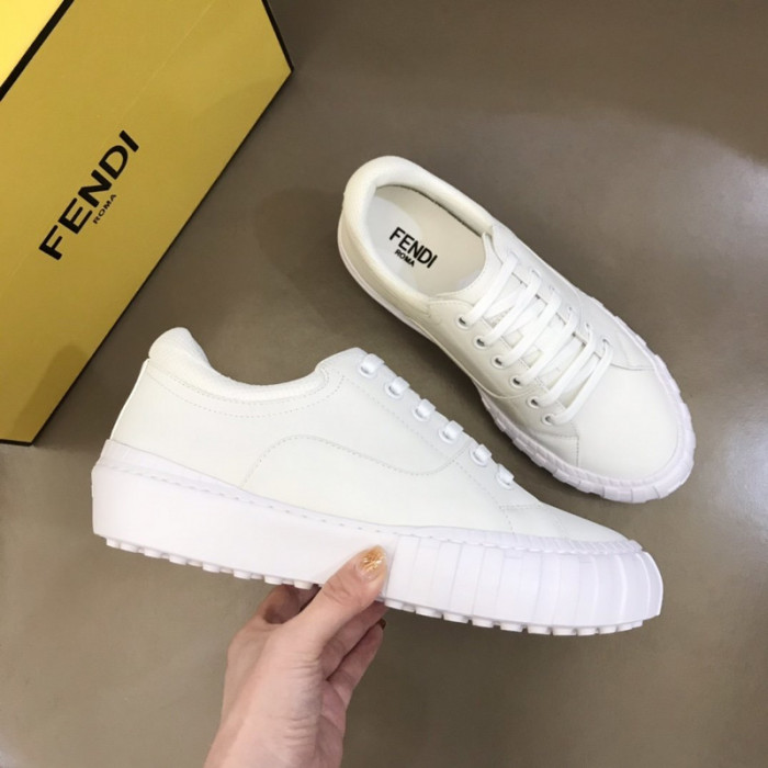 FENDI SNEAKERS
