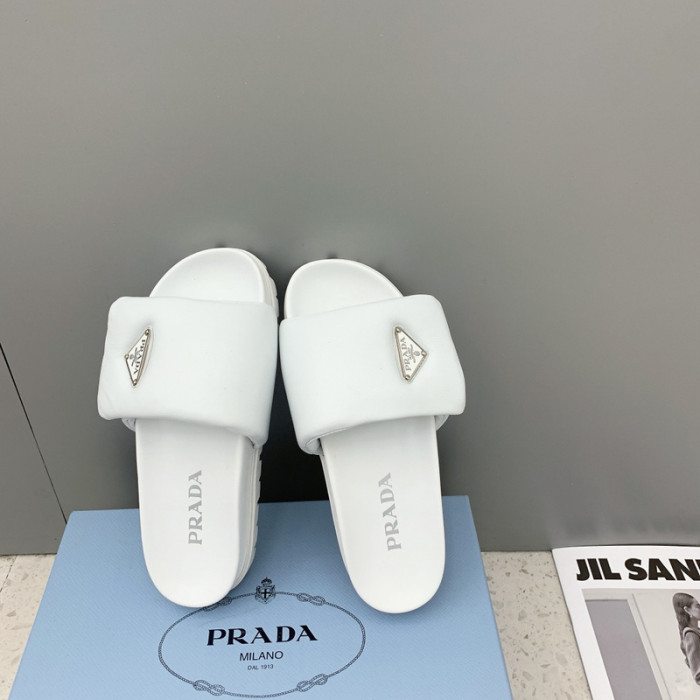 PRADA SLIDE