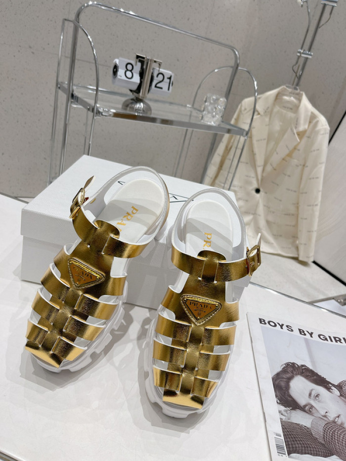 PRADA SLIDE