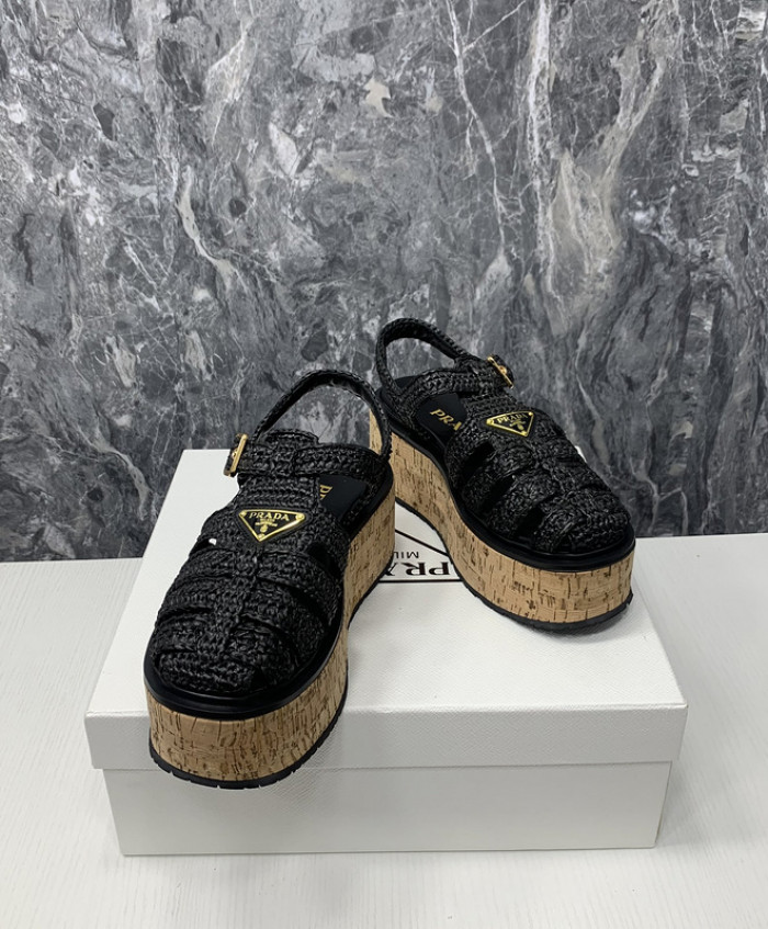 PRADA SLIDE
