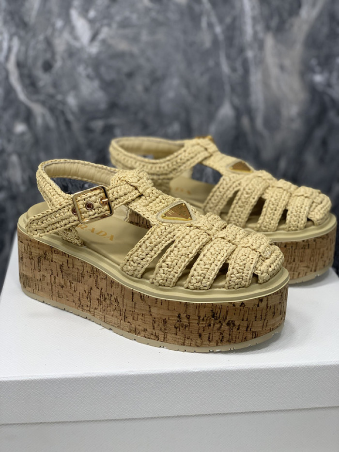 PRADA SLIDE