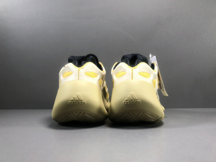 adidas Yeezy 700 V3