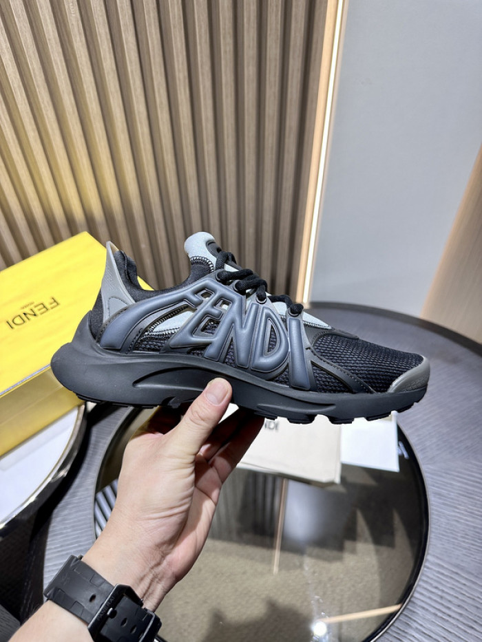 FENDI SNEAKERS