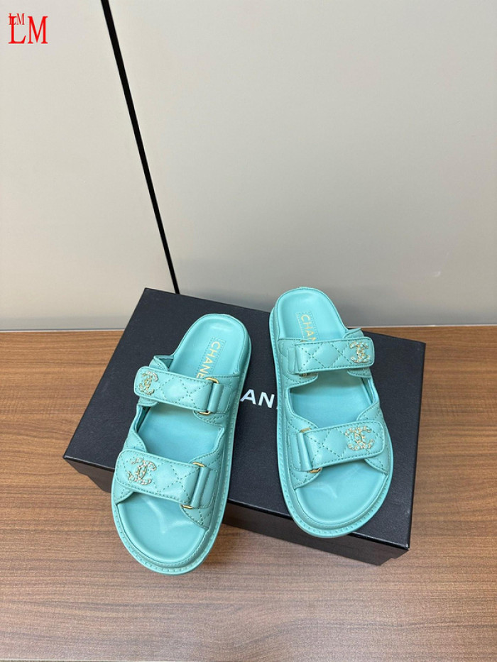 CN Slide Sandal