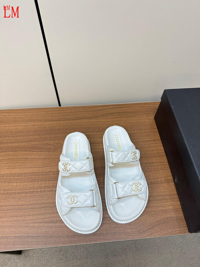 CN Slide Sandal