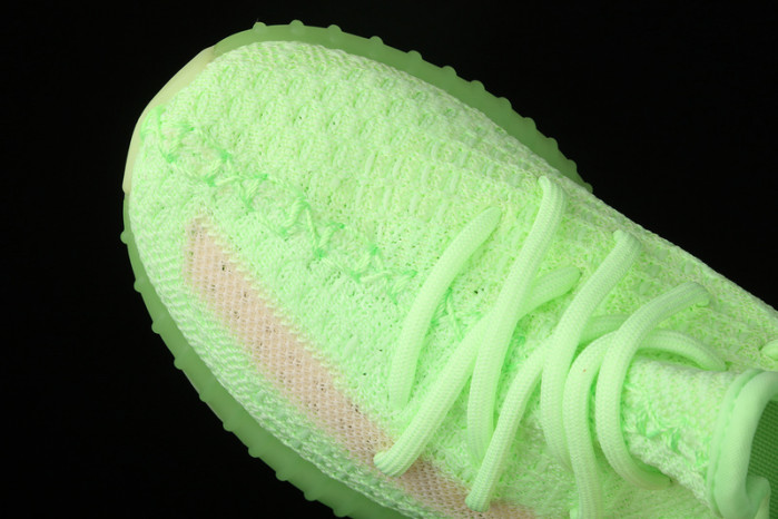 KIDS YEEZY SHOES