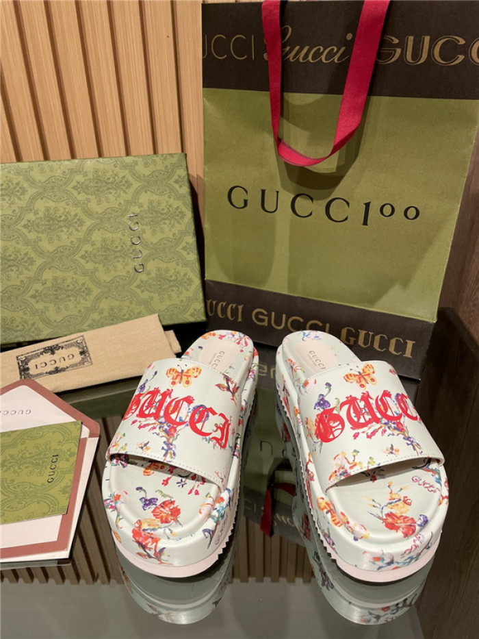 GCI GG Slide Sandal