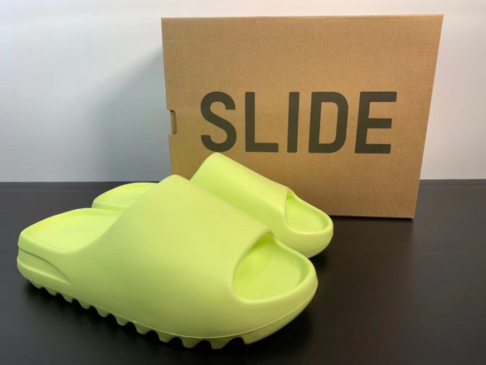 adidas Yeezy Slide “Glow Green” GX6138