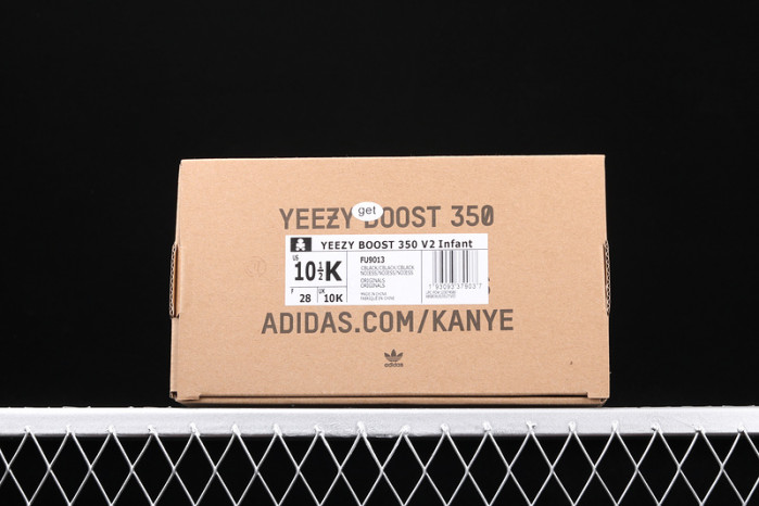 KIDS YEEZY SHOES
