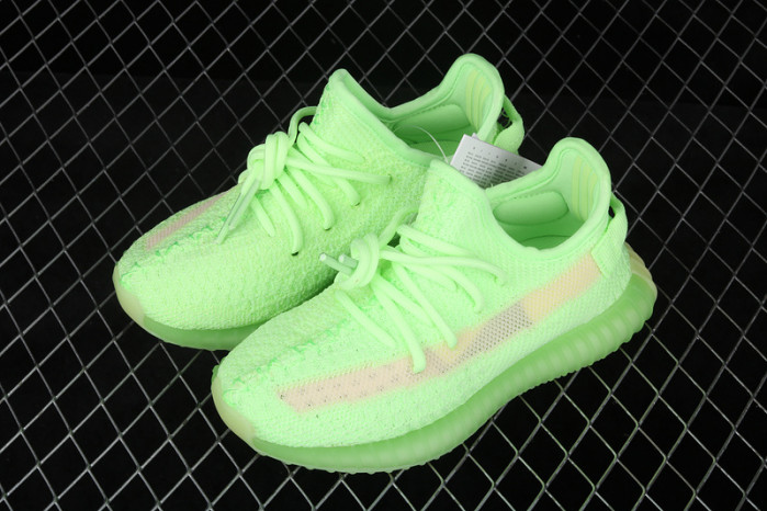 KIDS YEEZY SHOES
