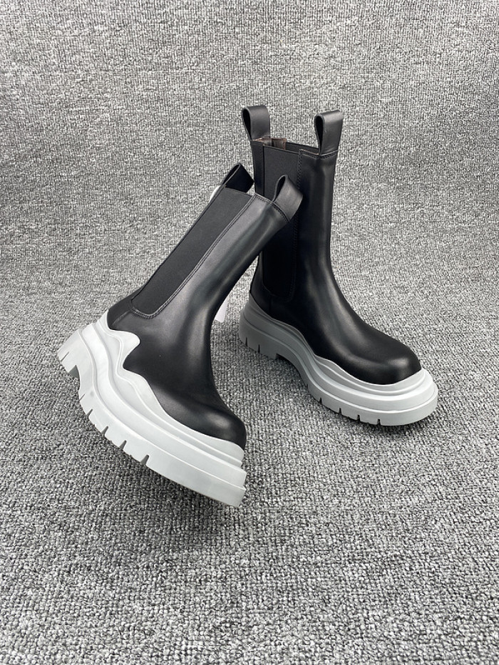 Bottega Veneta Chelsea Tire Leather high Boot