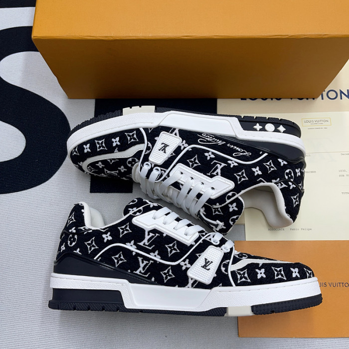 LUSV SNEAKERS