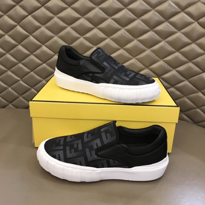 FENDI SNEAKERS
