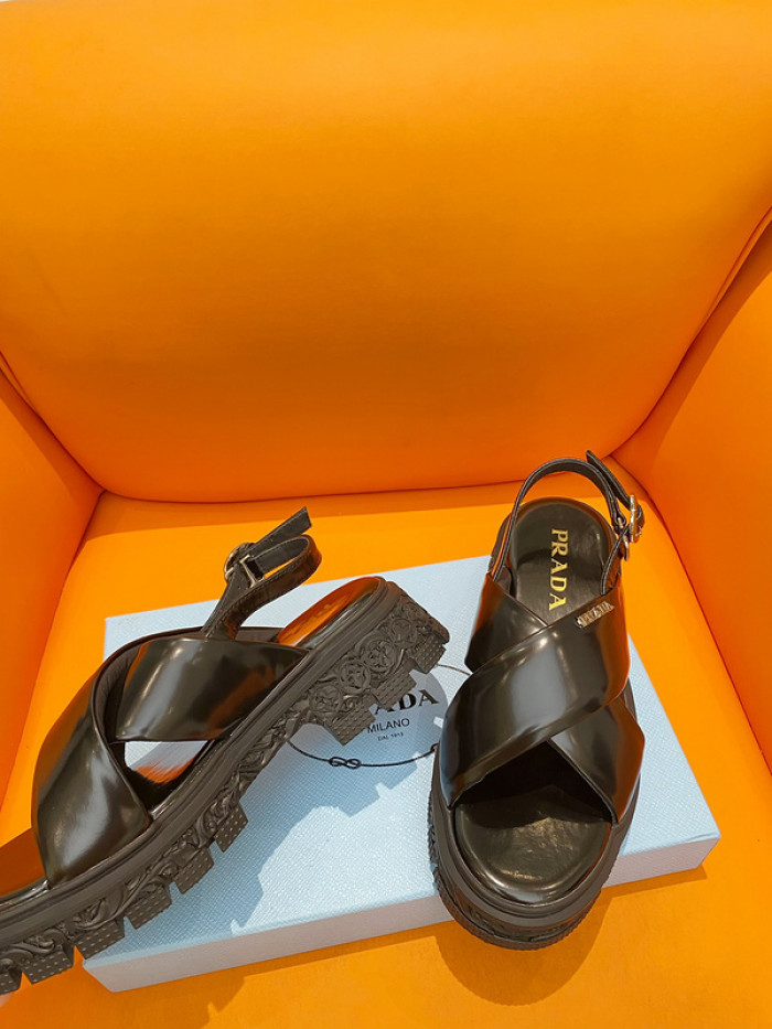 PRADA SLIDE