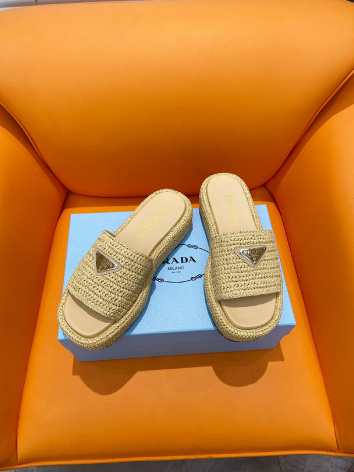 PRADA SLIDE