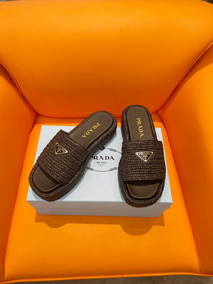 PRADA SLIDE