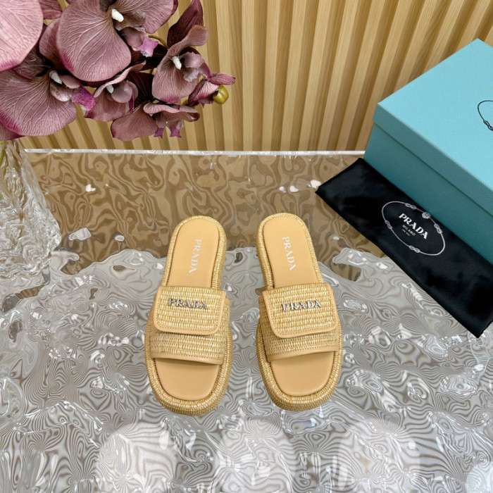 PRADA SLIDE