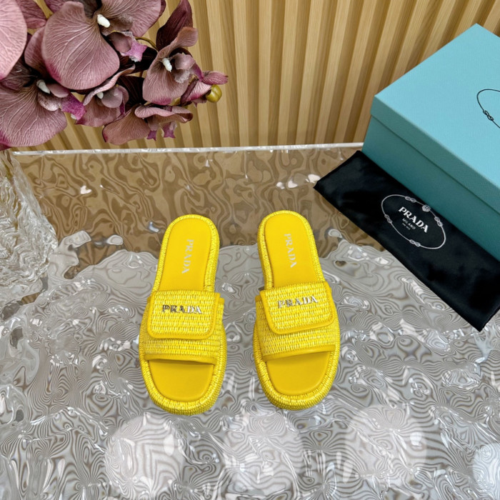 PRADA SLIDE
