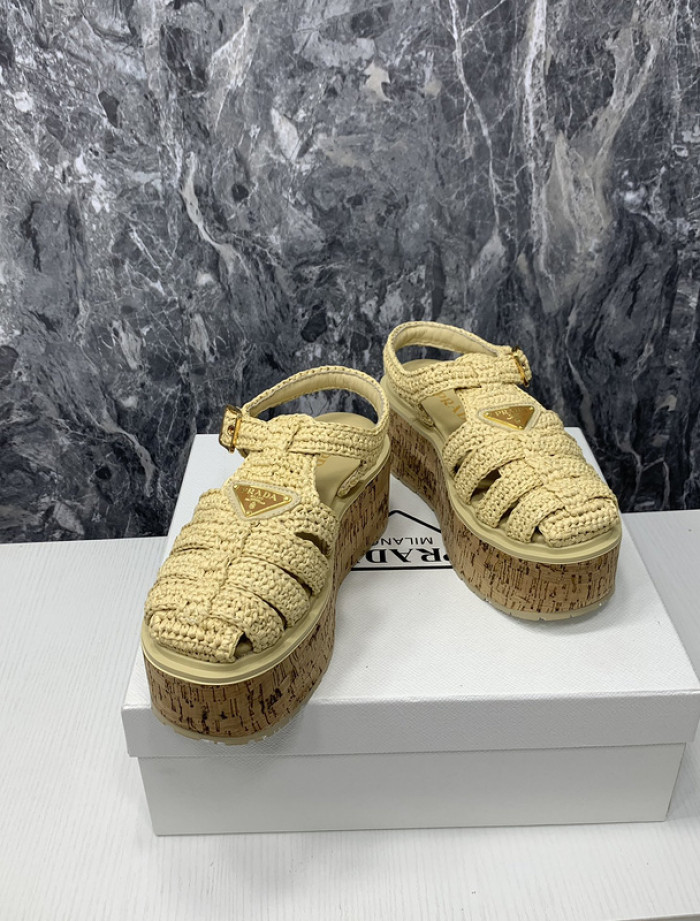 PRADA SLIDE