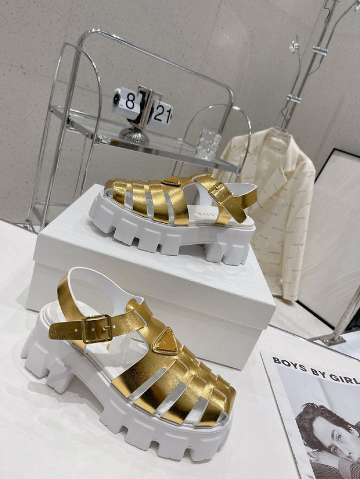 PRADA SLIDE