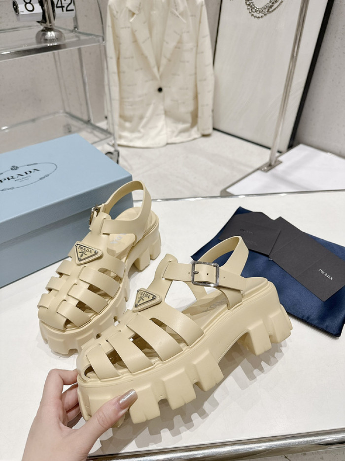 PRADA SLIDE