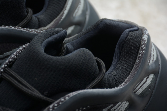Adidas Yeezy 700 v3 “Alvah” H67799