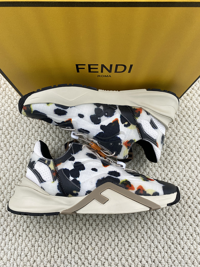 FENDI SNEAKERS