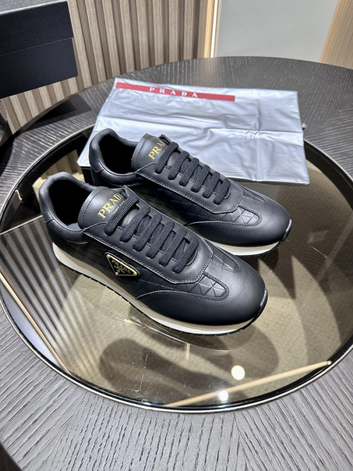 PRDA Sneaker