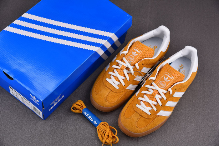 adidas Wmns Gazelle Indoor 