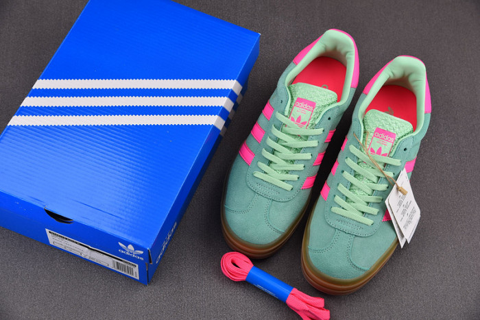 (Women) adidas Gazelle Bold 