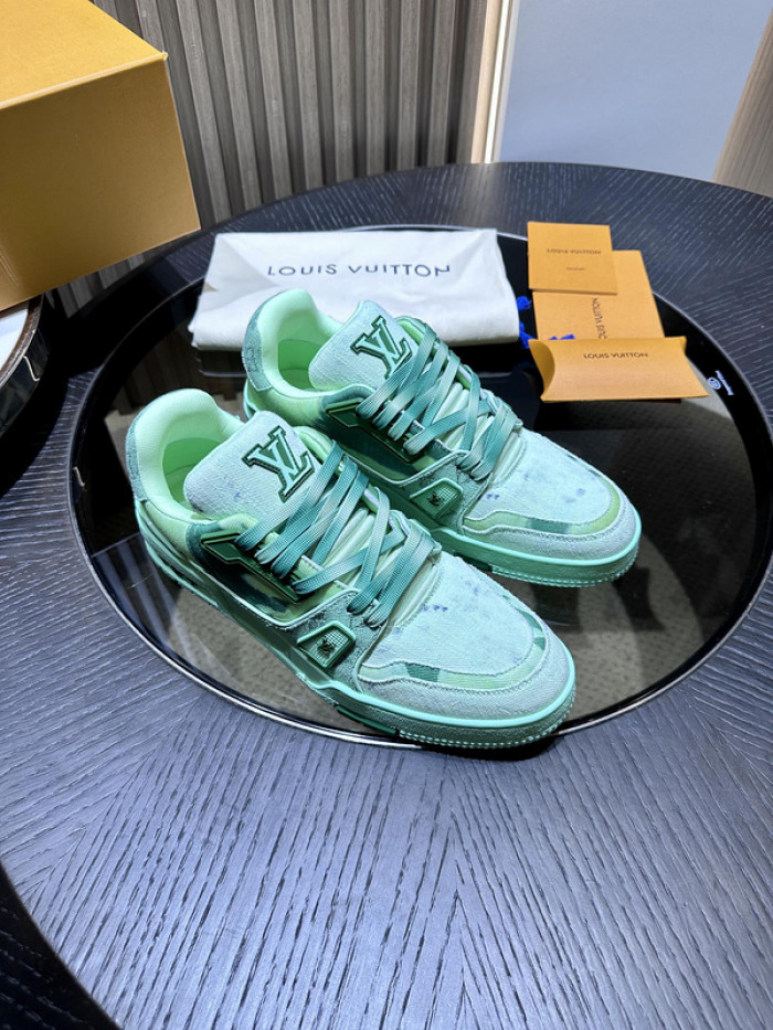 LUSV SNEAKERS
