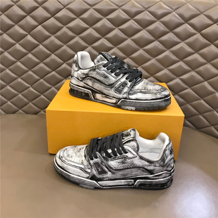 LUSV SNEAKERS