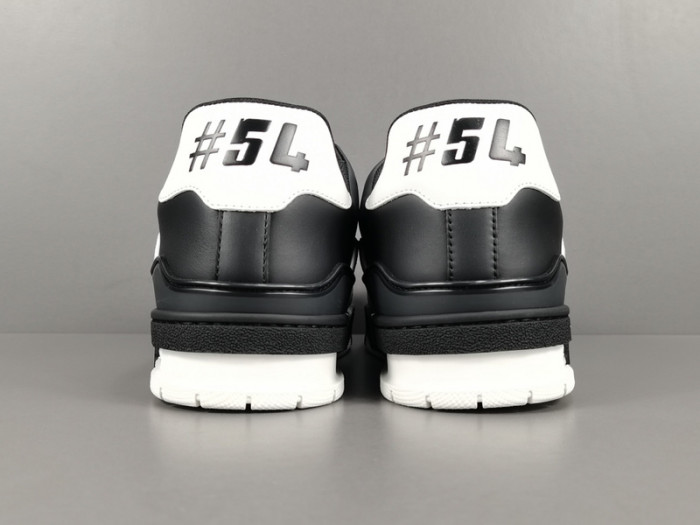 LUSV SNEAKERS