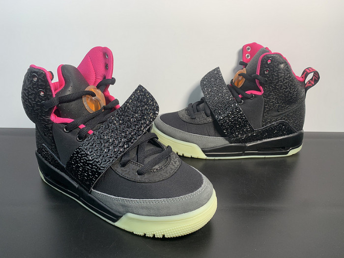 Nike Air Yeezy 1 Blink Men