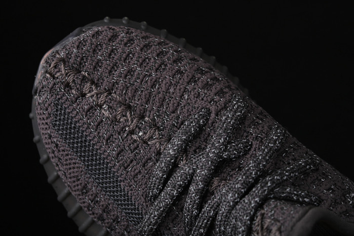 KIDS YEEZY SHOES