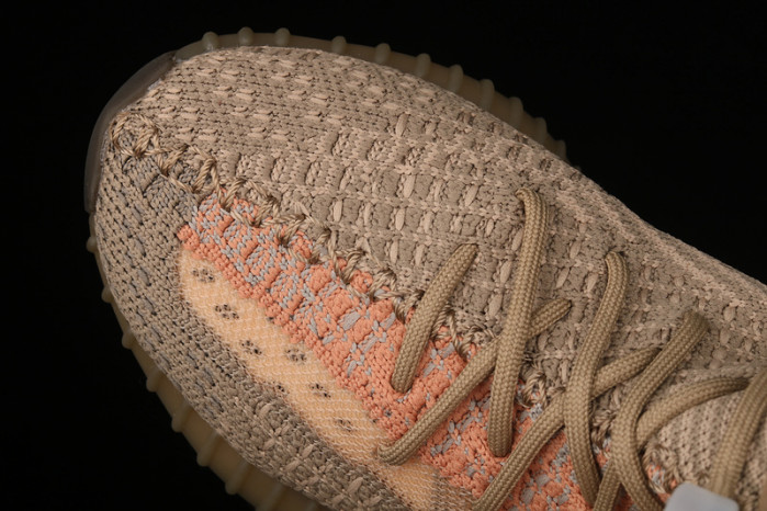 KIDS YEEZY SHOES