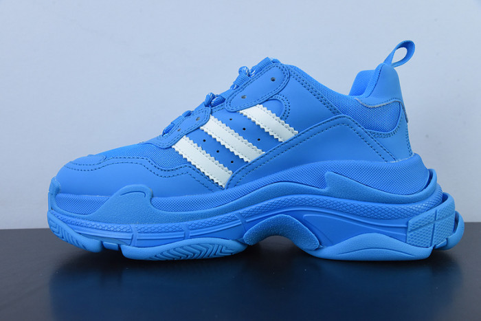 BALCIA Triple S Sneaker