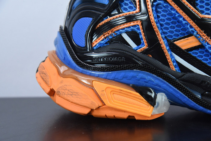BALCIA RUNNER SNEAKER