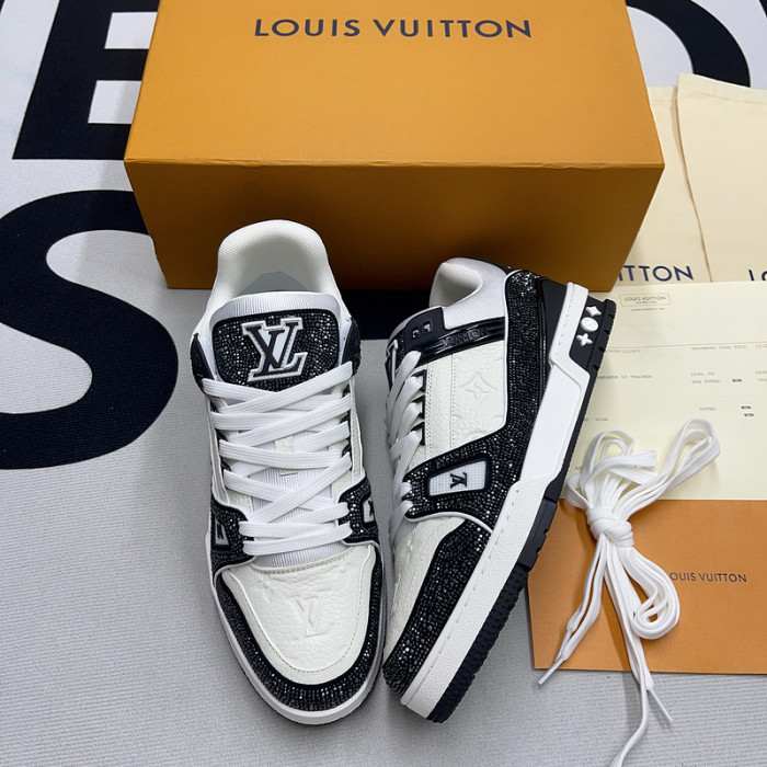 LUSV SNEAKERS
