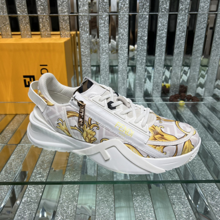 FENDI SNEAKERS