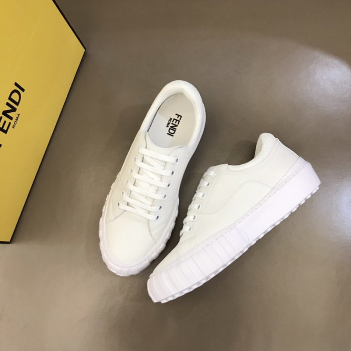 FENDI SNEAKERS