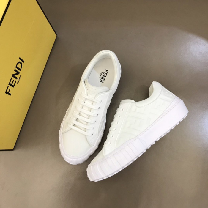 FENDI SNEAKERS