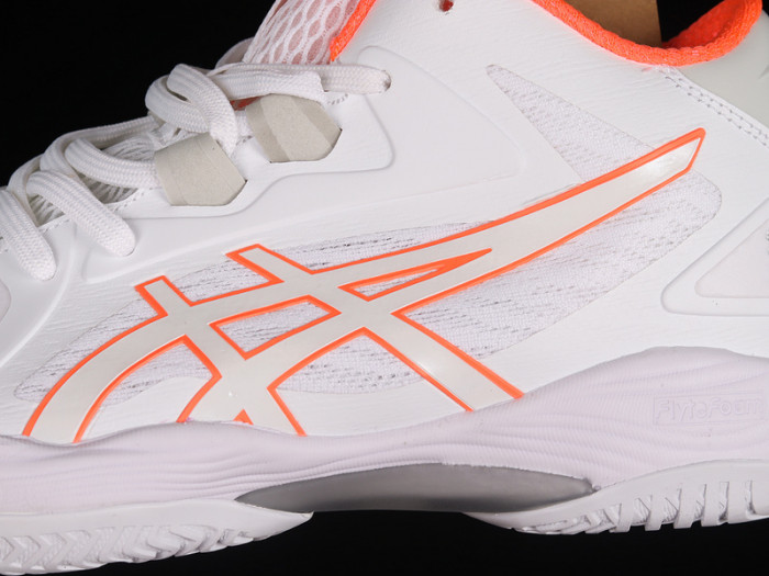 Asics Gel-Hoop V13 White/Red 1063A035-103