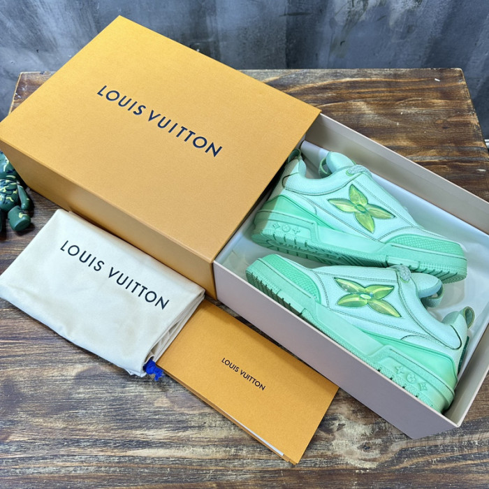 LUSV SNEAKERS